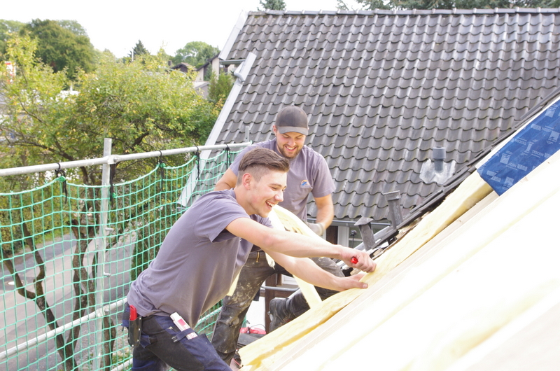 Hoch über den Dächern der Eifel – Dachdecker